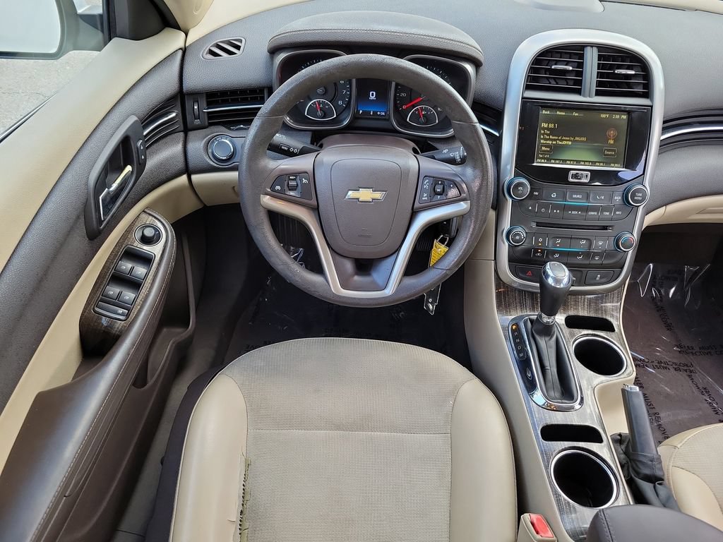 Used 2015 Chevrolet Malibu LT w/ Power Convenience Package FWD image 12