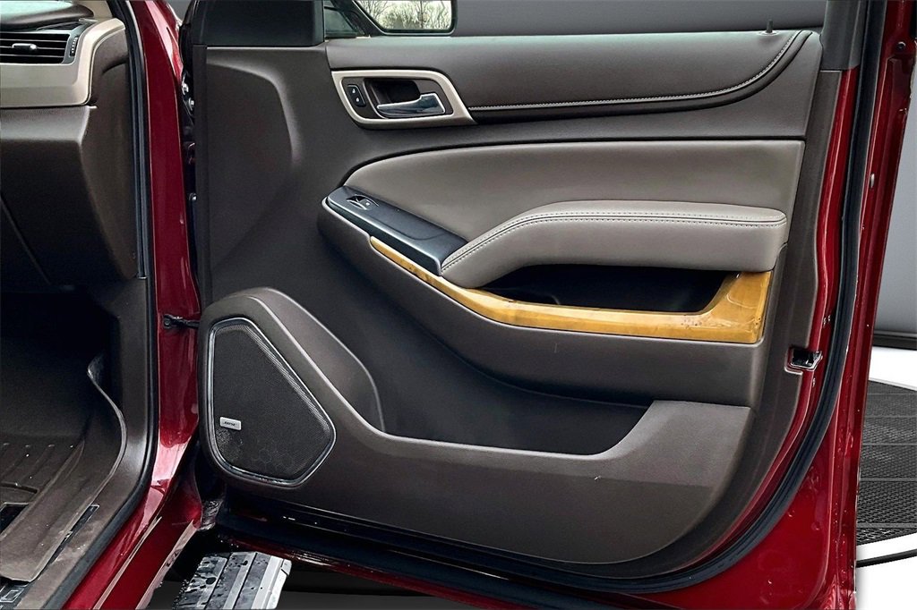 Used 2017 GMC Yukon Denali w/ Open Road Package image 29