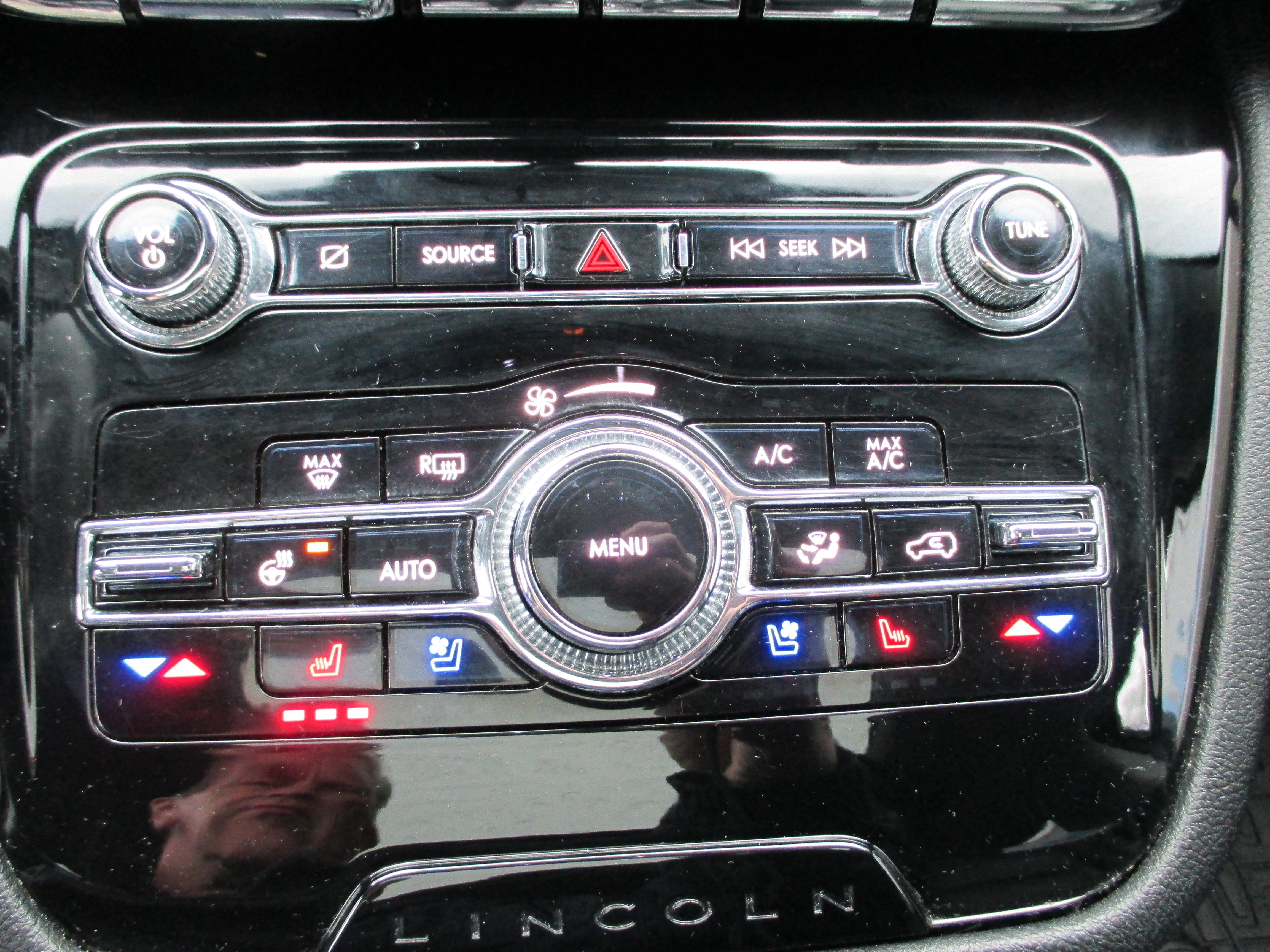 Used 2021 Lincoln Corsair AWD image 22