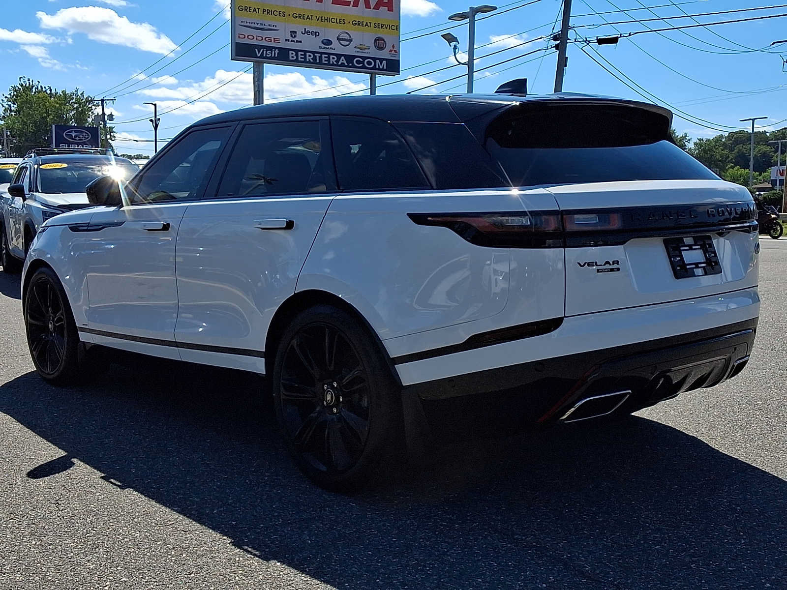 Used 2021 Land Rover Range Rover Velar R-Dynamic S AWD/4WD image 4