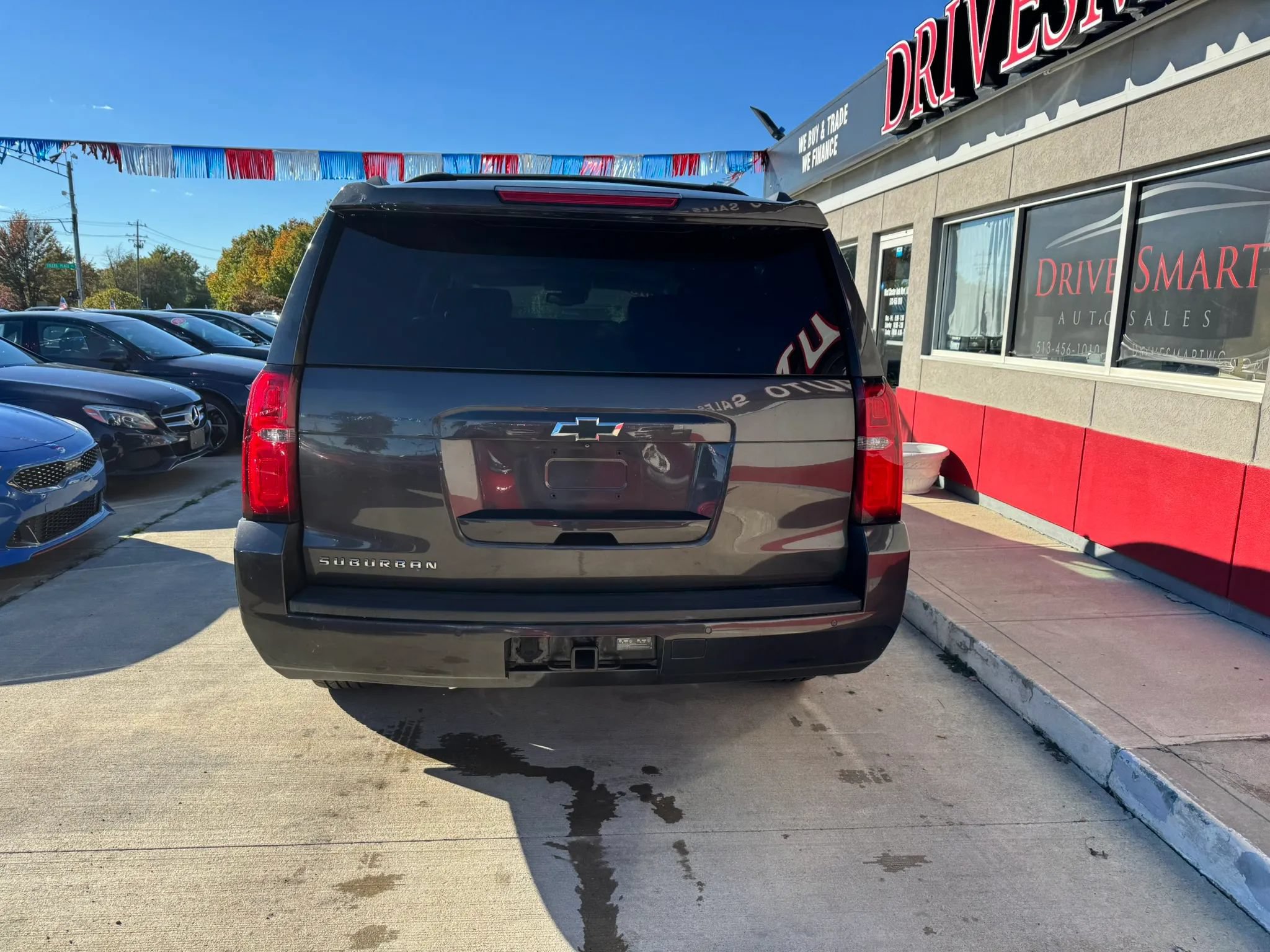 Used 2018 Chevrolet Suburban LT AWD/4WD image 5