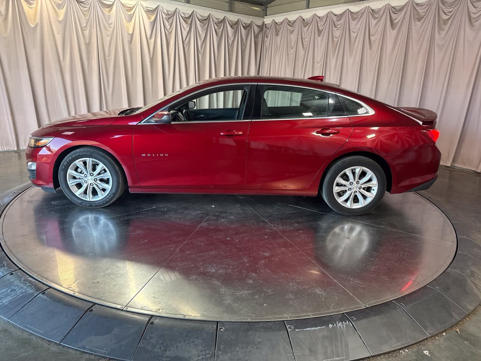 Used 2021 Chevrolet Malibu LT w/ Leather Package FWD image 8