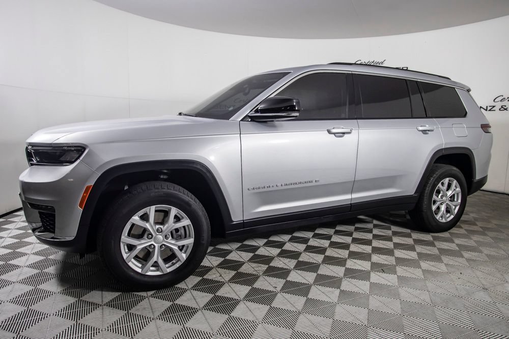 Used 2023 Jeep Grand Cherokee L Limited AWD/4WD image 10