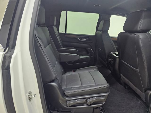 Used 2025 GMC Yukon XL Denali AWD/4WD image 18