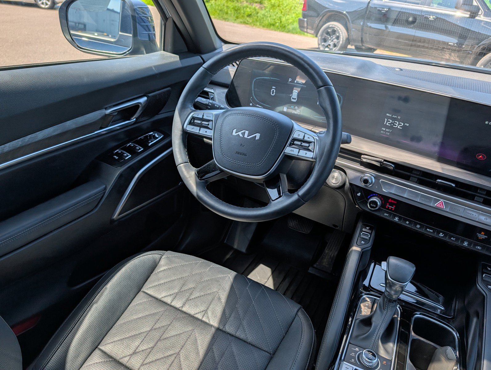 Used 2024 Kia Telluride EX X-Line AWD/4WD image 9