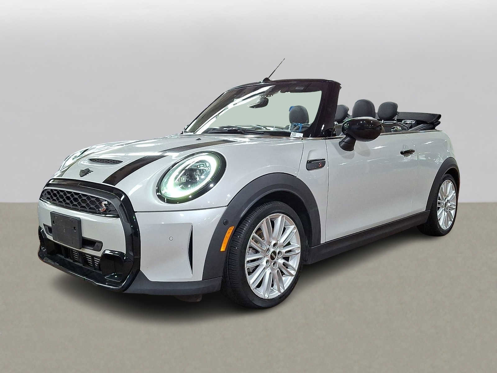 Certified 2023 MINI Cooper S image 1