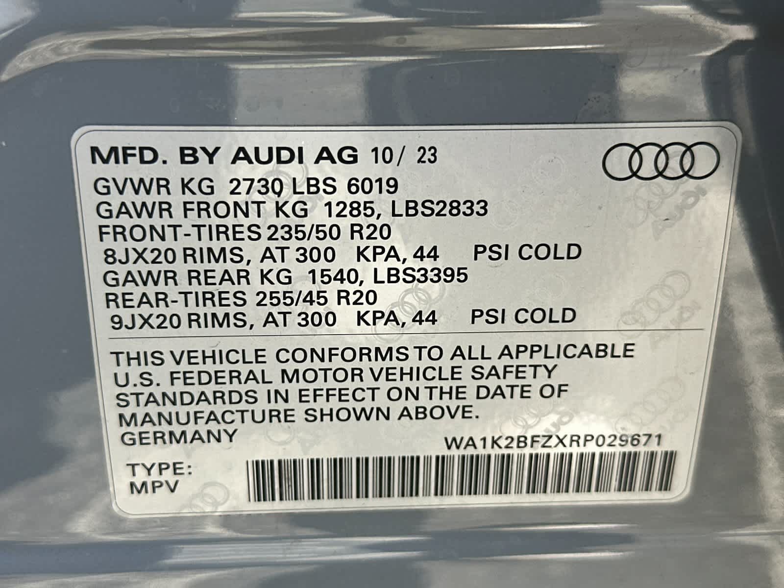 Used 2024 Audi Q4 e-tron Premium AWD/4WD image 29