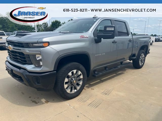 Used 2024 Chevrolet Silverado 2500 Custom w/ Custom Value Package AWD/4WD image 3