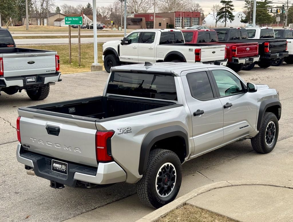 Used 2024 Toyota Tacoma TRD Off-Road AWD/4WD image 6