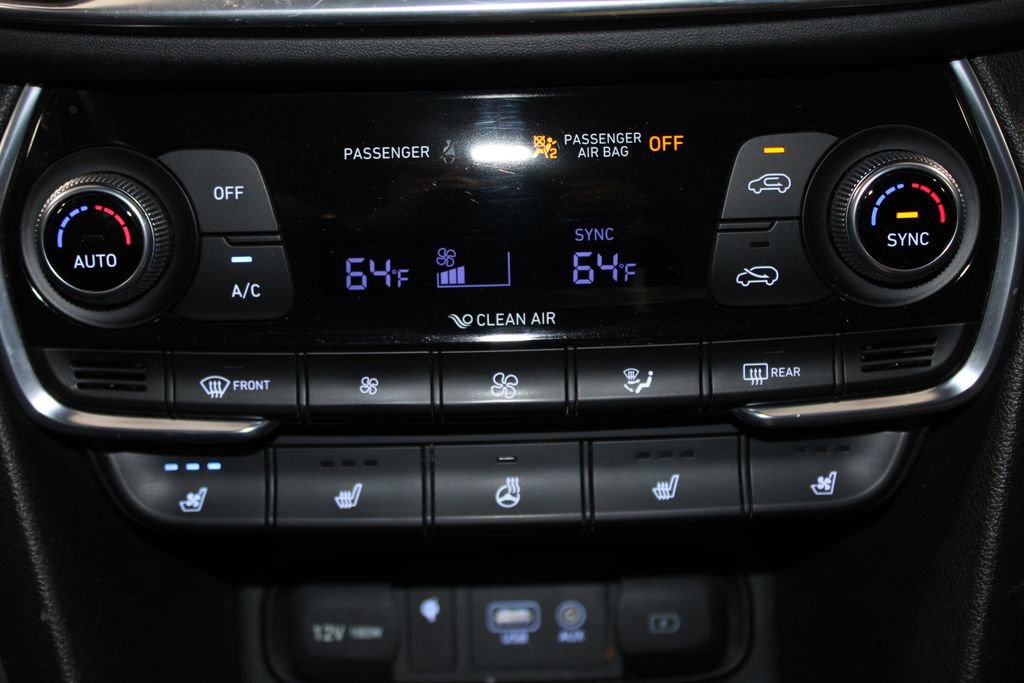 Used 2020 Hyundai Santa Fe Limited AWD/4WD image 30