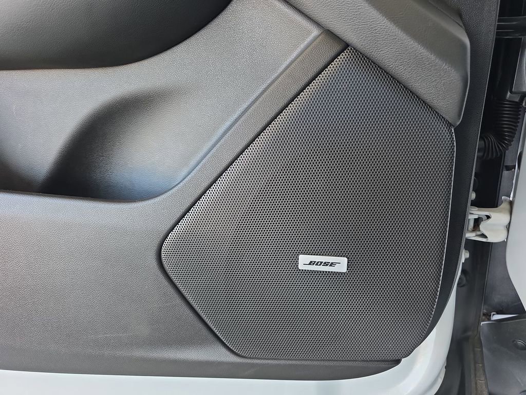 Certified 2023 Cadillac XT6 Premium Luxury image 25