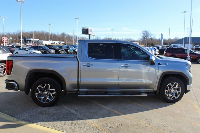 Used 2023 GMC Sierra 1500 SLT image 7