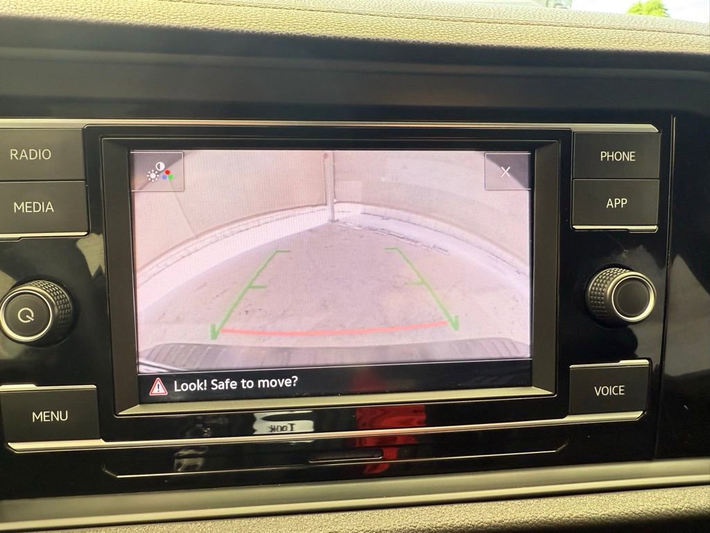 Used 2023 Volkswagen Jetta Sport image 42