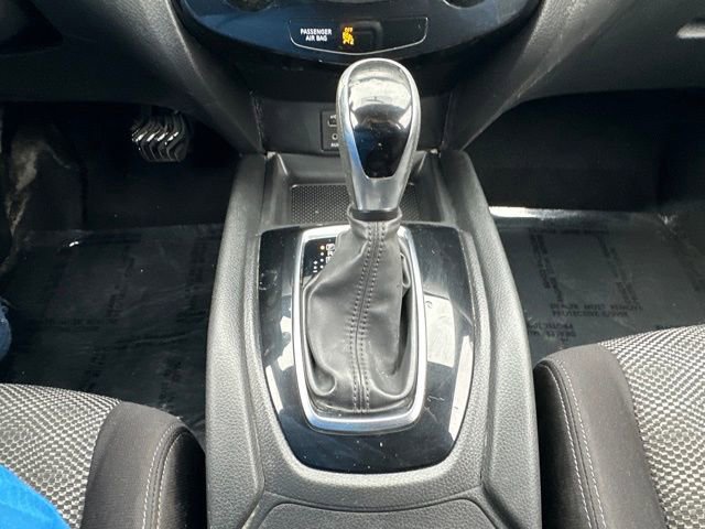Used 2018 Nissan Rogue Sport SV AWD/4WD image 33