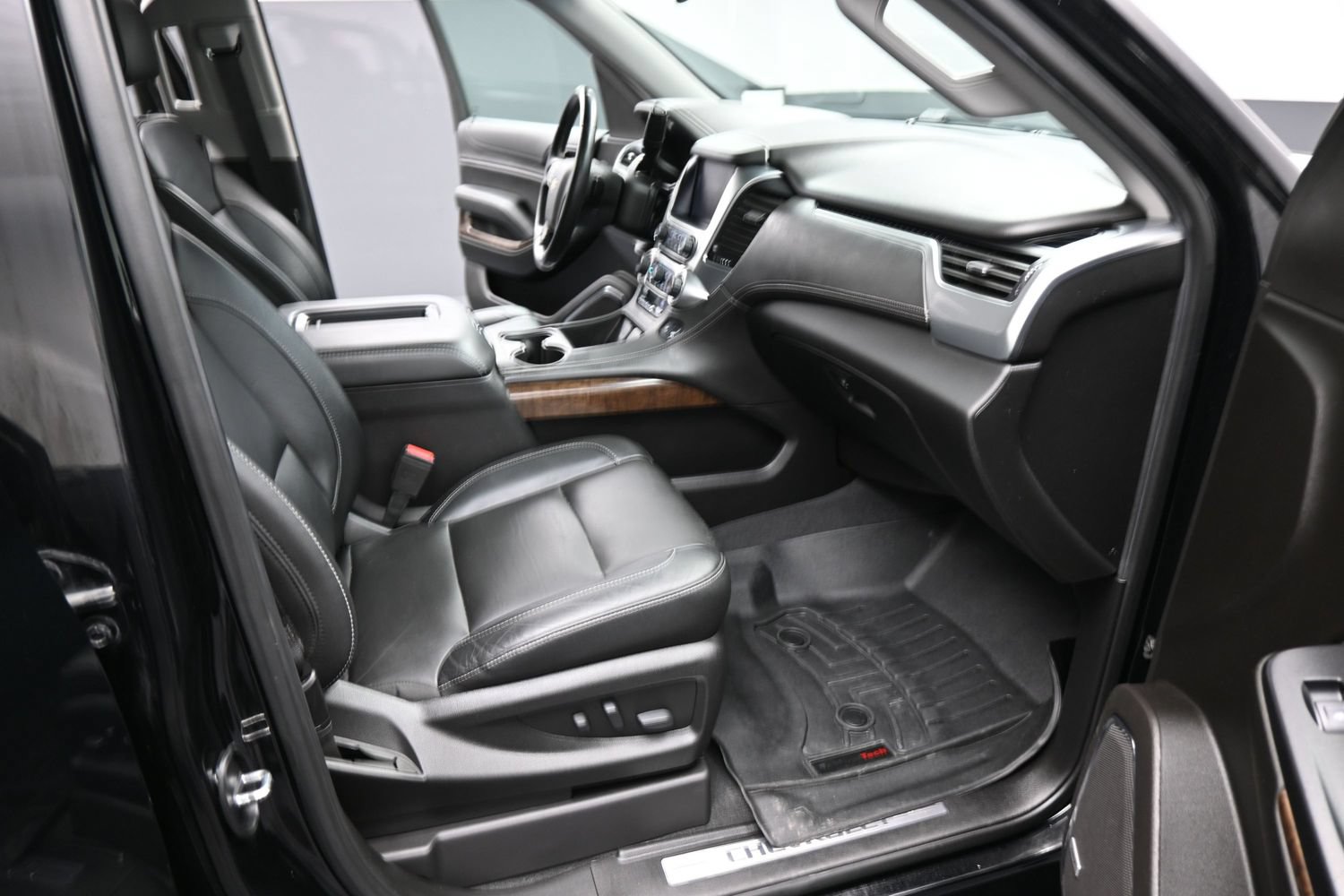 Used 2019 Chevrolet Tahoe LT AWD/4WD image 21