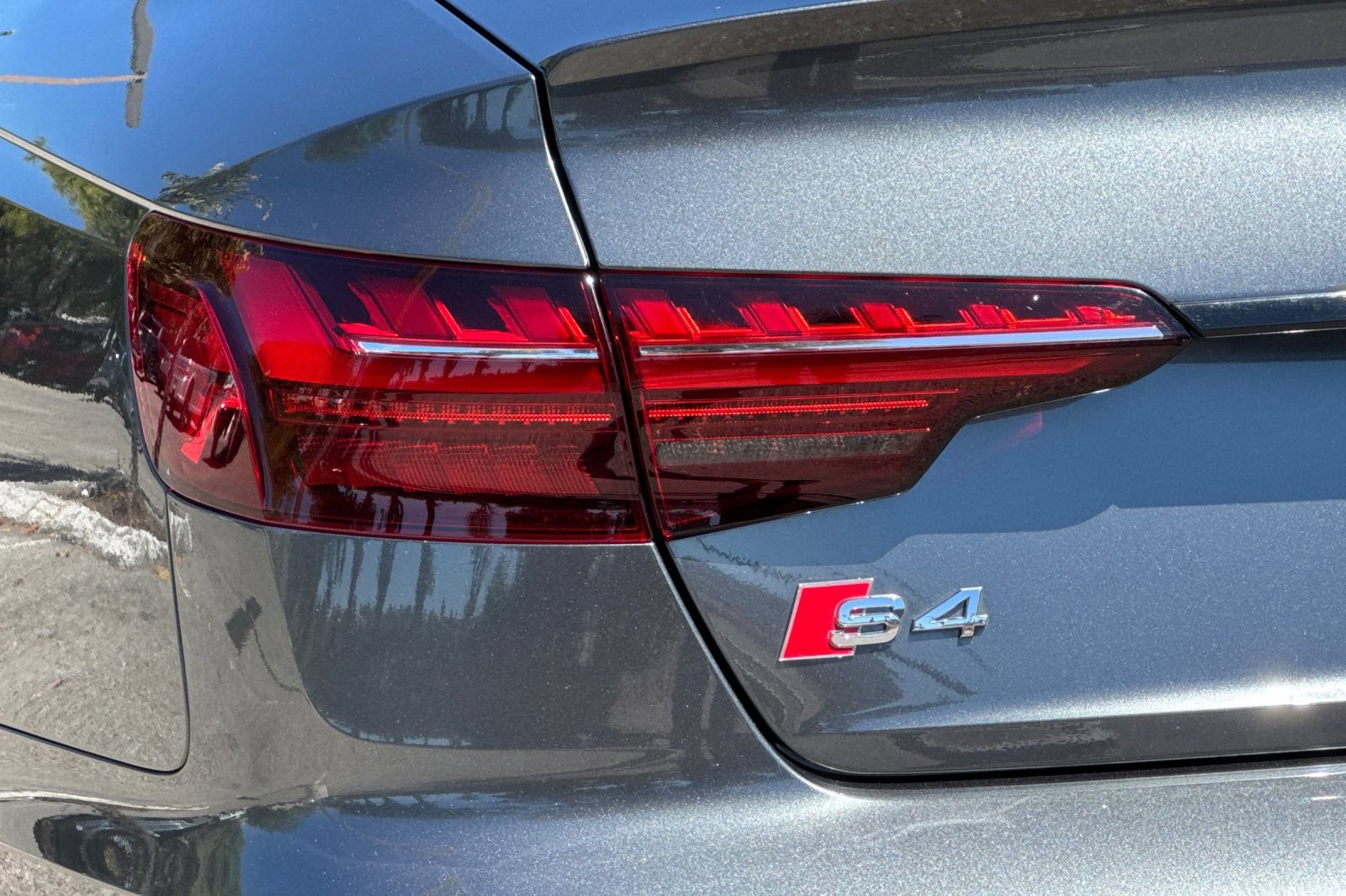 Used 2021 Audi S4 Premium Plus w/ Premium Plus Package AWD/4WD image 27