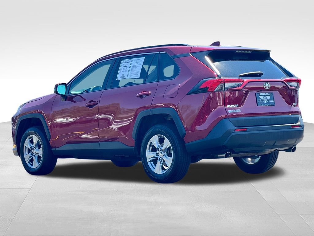 Used 2023 Toyota RAV4 XLE FWD image 5