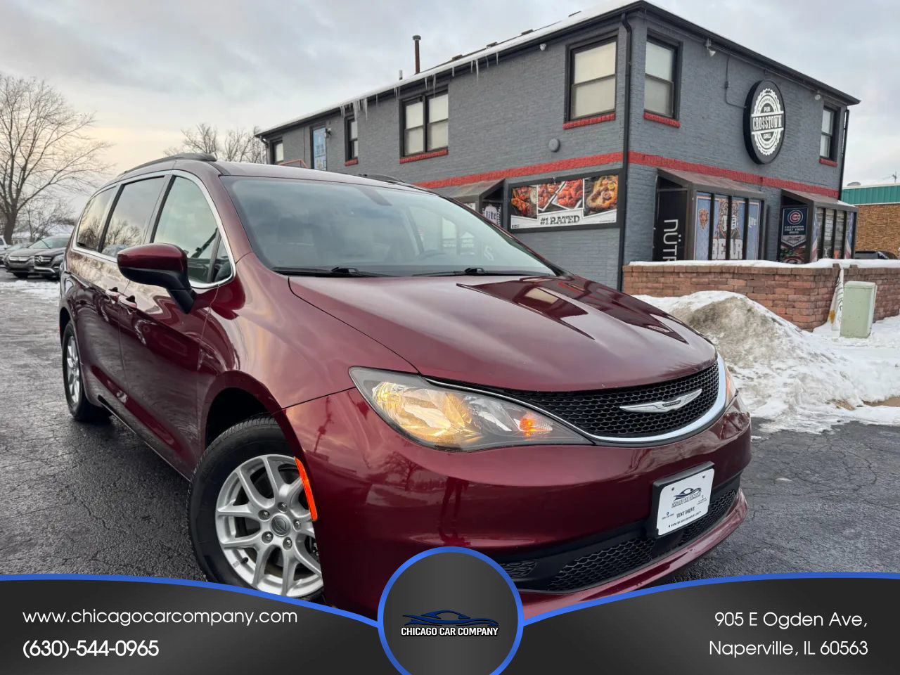 Used 2021 Chrysler Voyager Lxi image 1