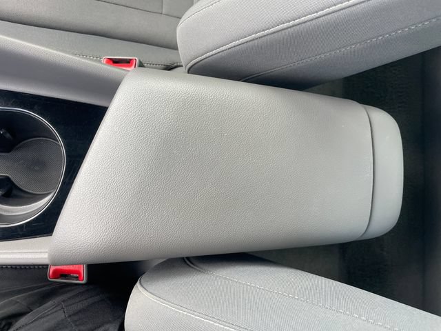 Used 2025 Hyundai Elantra SEL FWD image 18