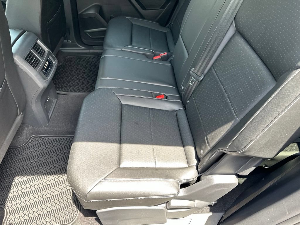 Used 2023 Volkswagen Atlas SE FWD image 16