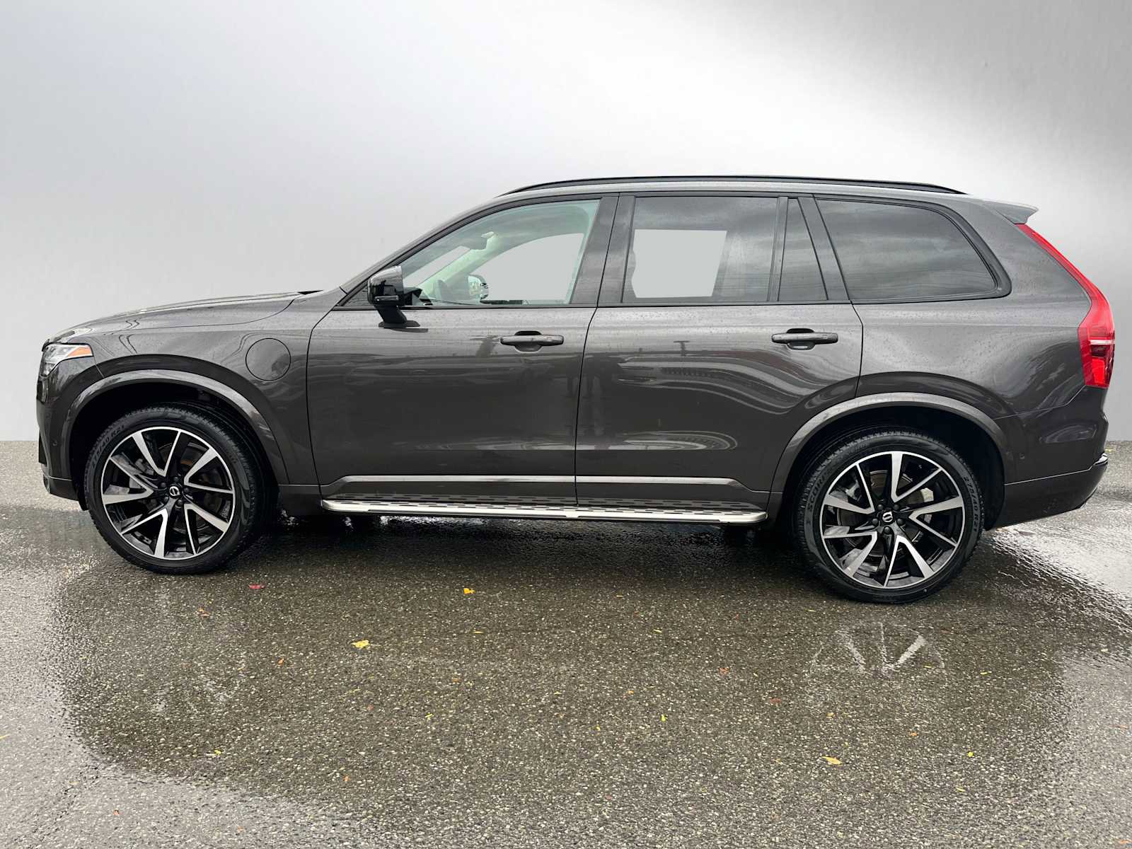 Certified 2023 Volvo XC90 T8 Plus image 14