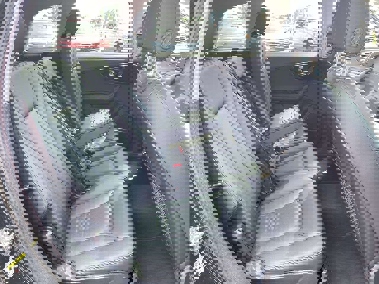 Used 2024 Audi Q7 2.0T Premium Plus image 28