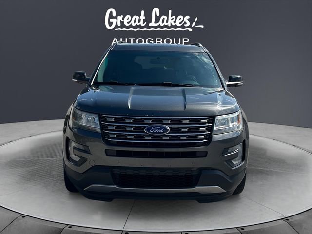 Used 2016 Ford Explorer XLT w/ Equipment Group 202A AWD/4WD image 8