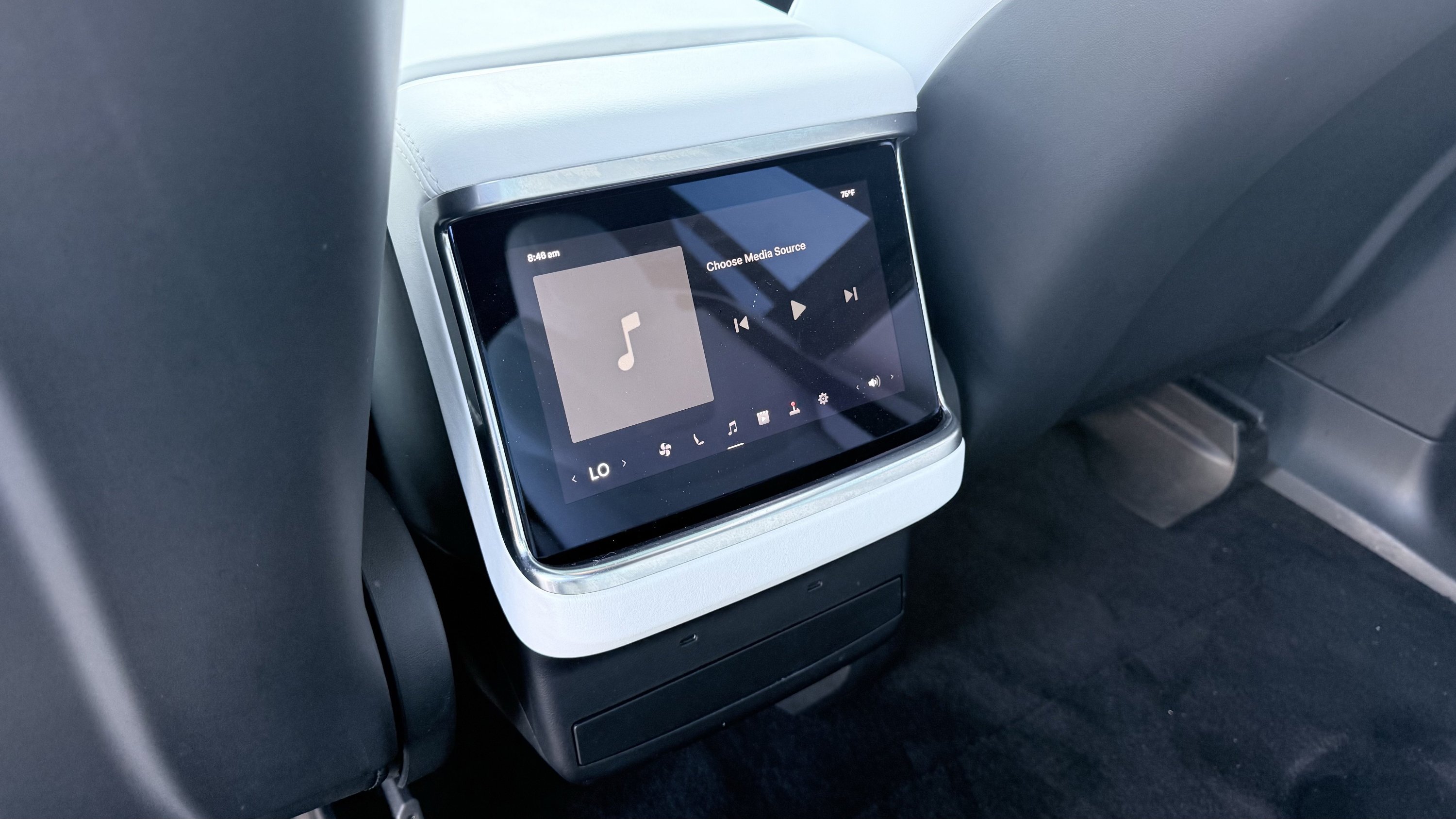 Used 2023 Tesla Model X AWD/4WD image 43