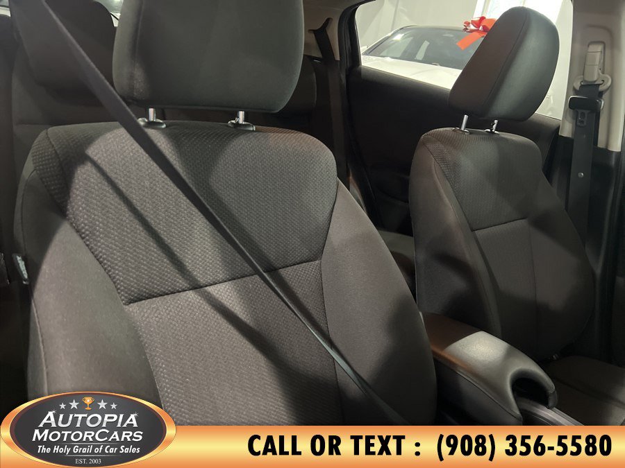 Used 2017 Honda HR-V EX image 14