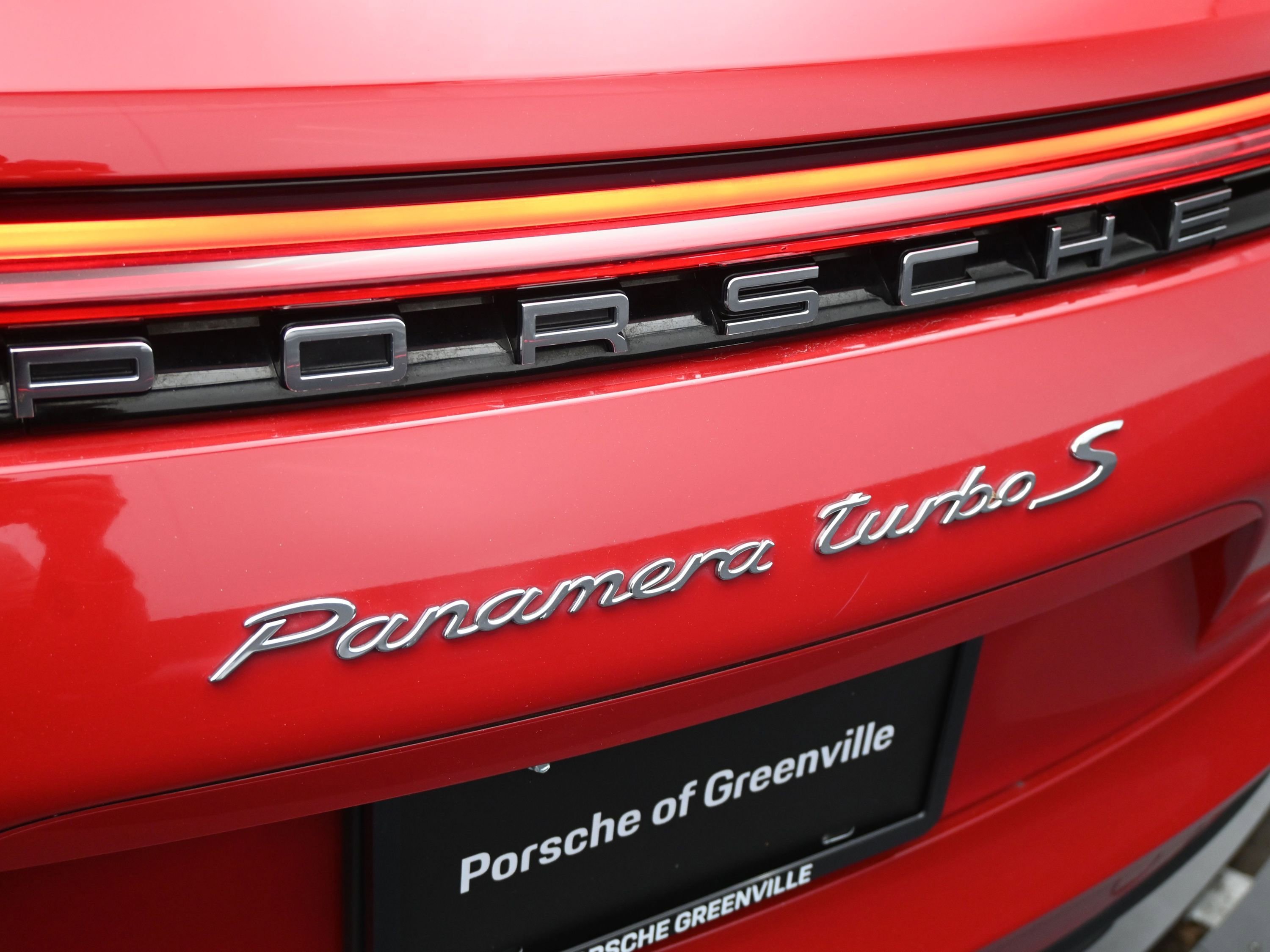 Certified 2023 Porsche Panamera Turbo S image 9