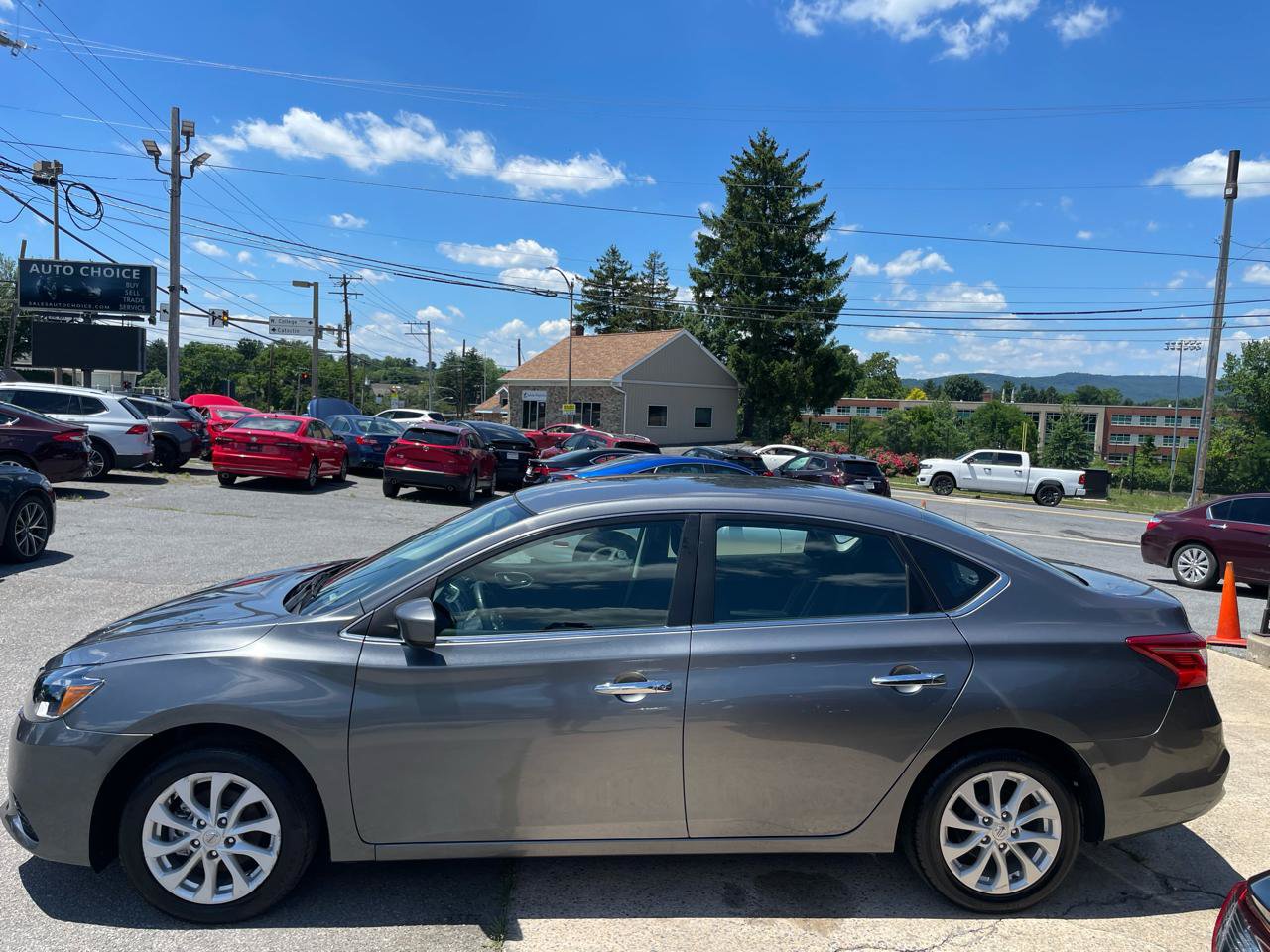 Used 2019 Nissan Sentra SV FWD image 9