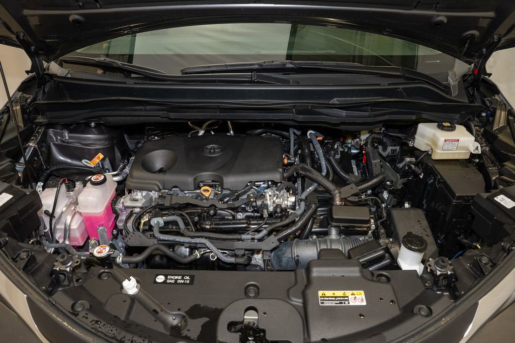 Used 2025 Toyota Sienna XLE image 22