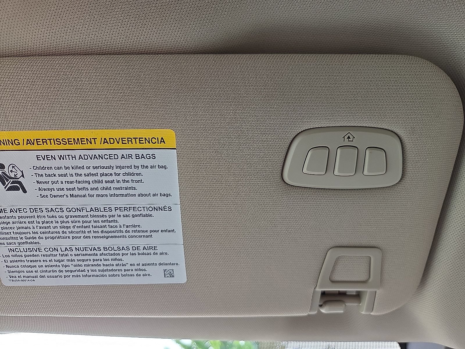 Used 2025 Lincoln Nautilus Premier AWD/4WD image 20
