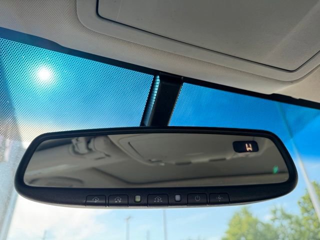 Used 2016 Toyota Avalon Touring FWD image 27