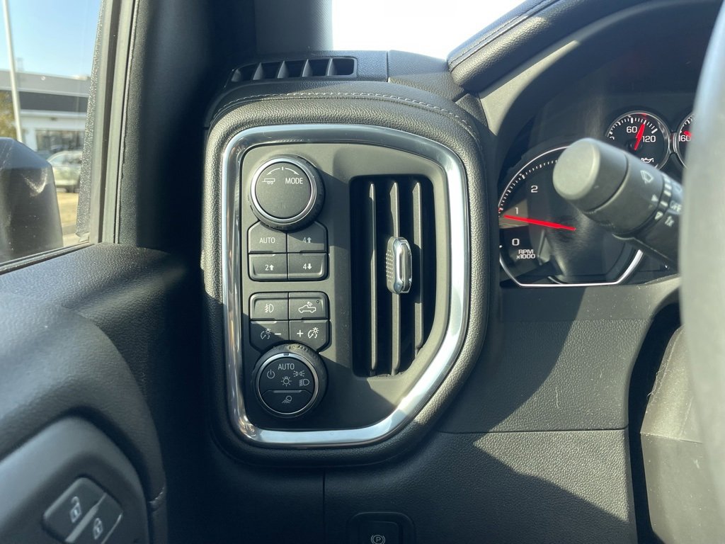 Used 2023 Chevrolet Silverado 2500 LTZ image 12