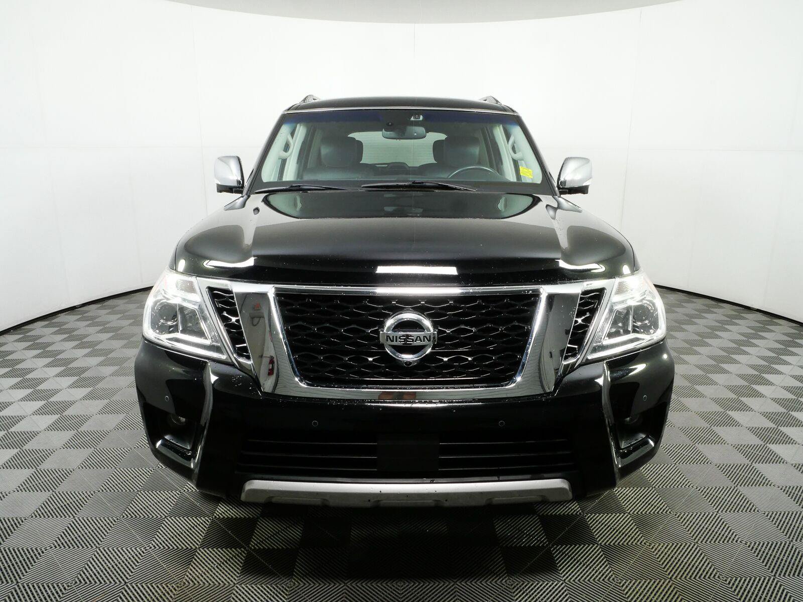 Used 2017 Nissan Armada Platinum w/ Captain Seat Package AWD/4WD image 27