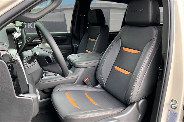 New 2026 GMC Sierra 2500 AT4 w/ AT4 Premium Plus Package AWD/4WD image 10