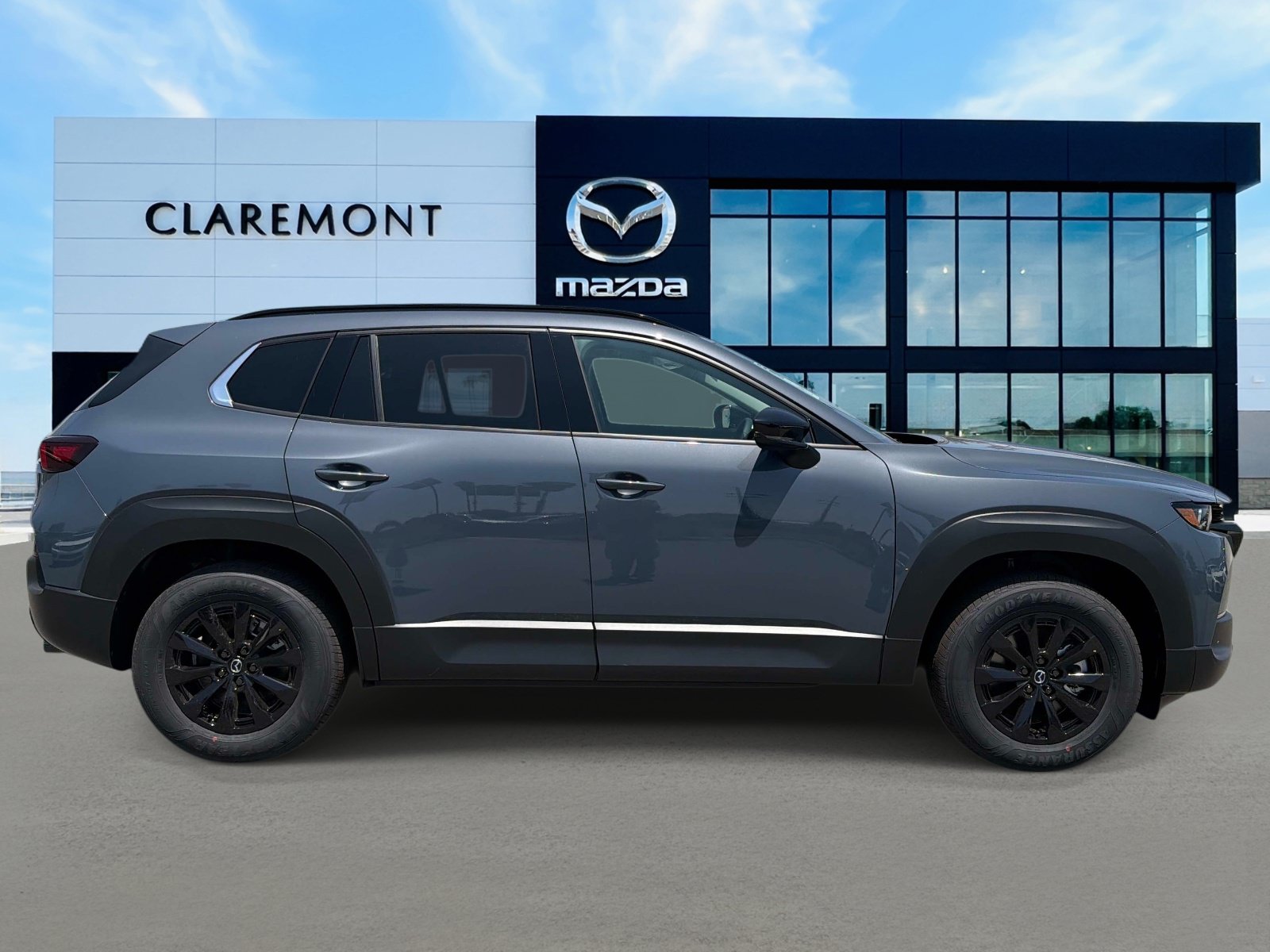 New 2026 MAZDA CX-50 AWD 2.5 Hybrid w/ Cargo Package image 4