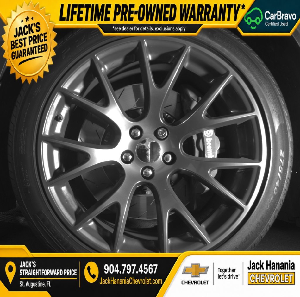 Used 2015 Dodge Challenger SRT RWD image 29