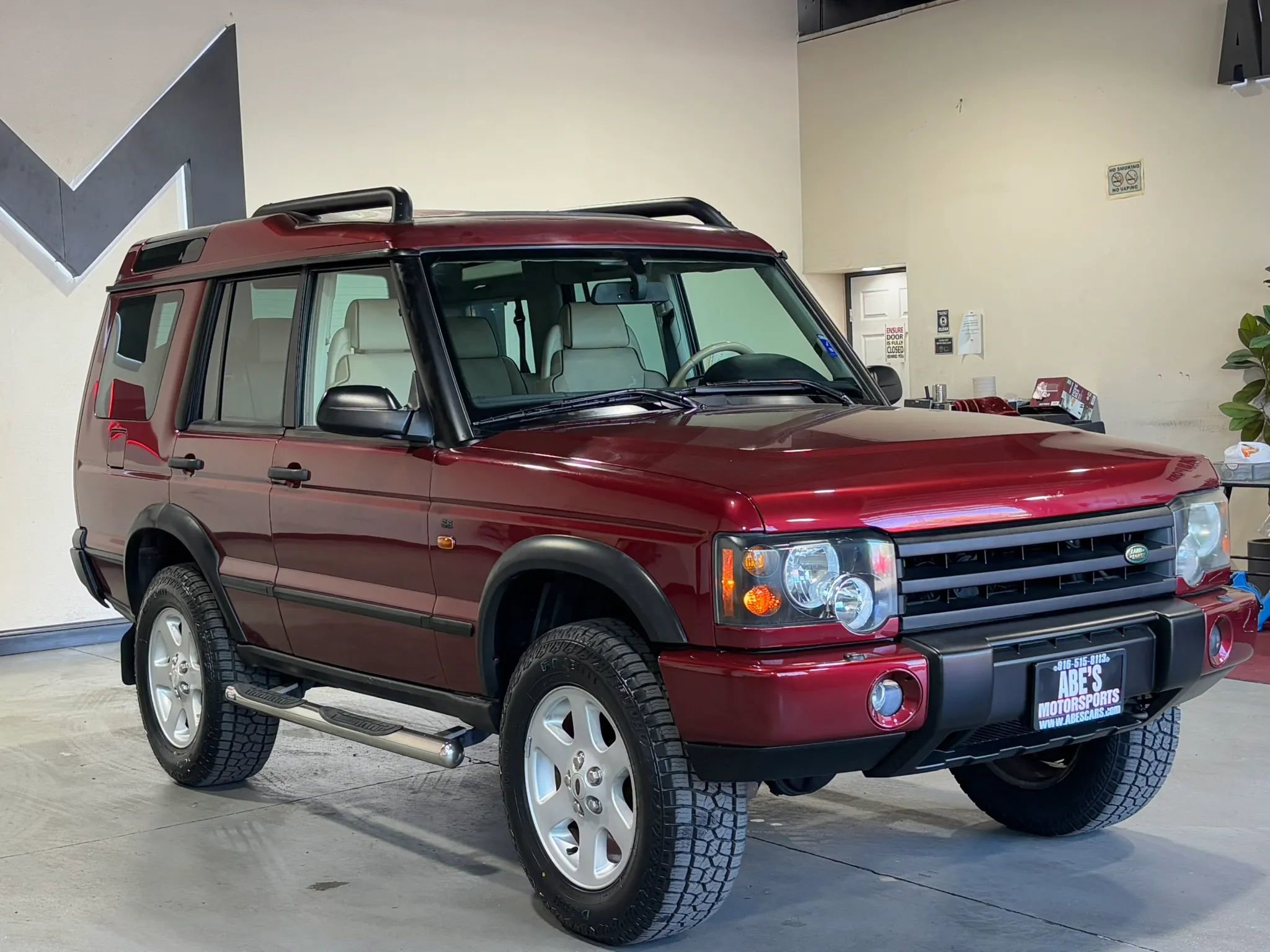 Used 2004 Land Rover Discovery SE AWD/4WD image 2