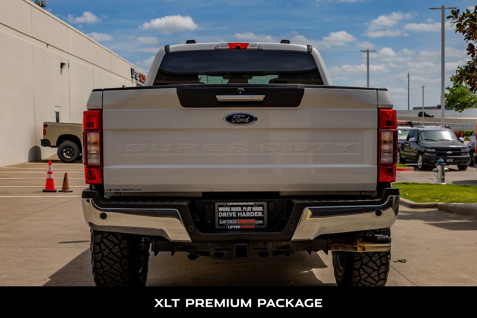 Used 2021 Ford F250 XLT w/ XLT Premium Package AWD/4WD image 7