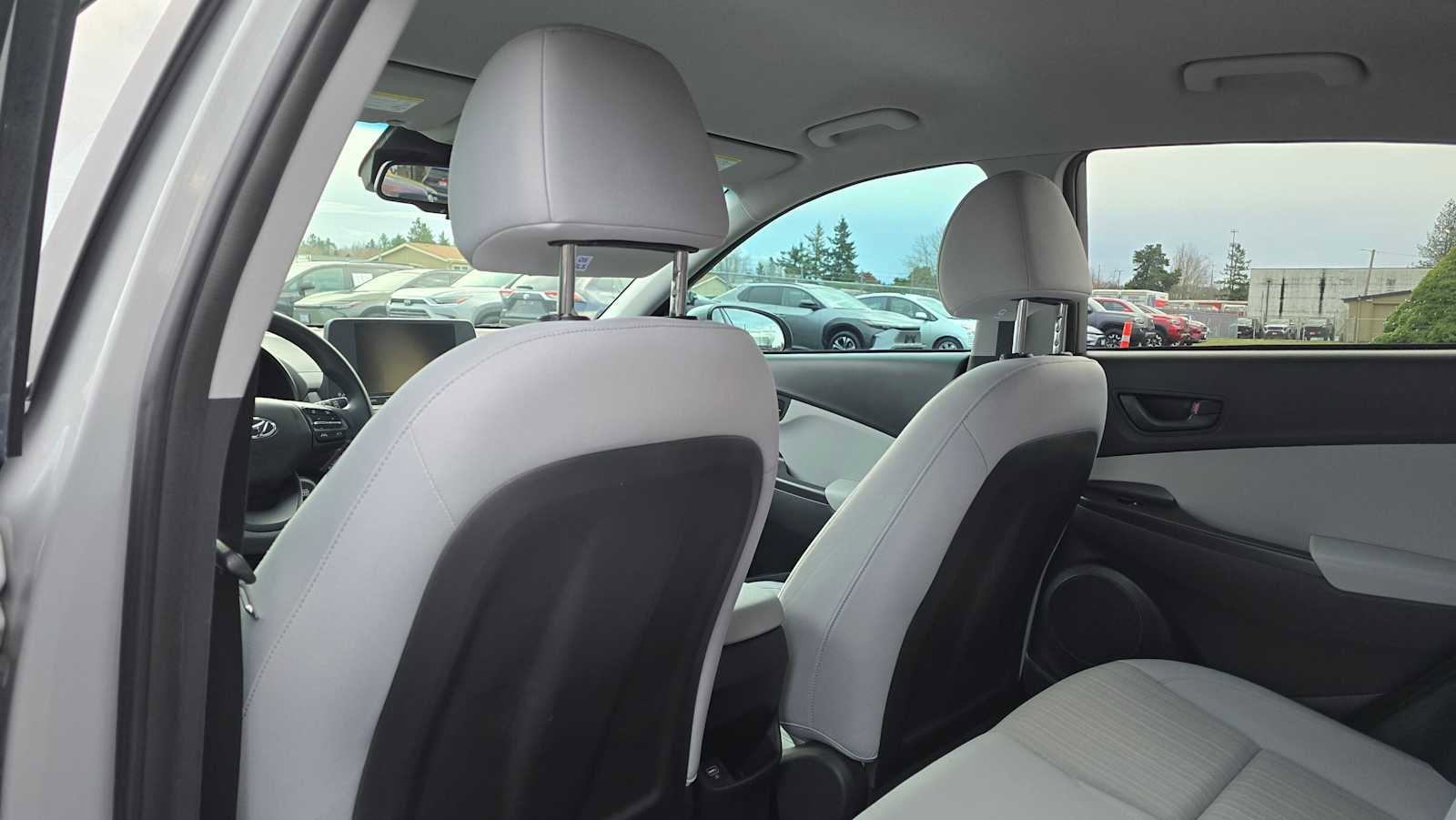 Used 2023 Hyundai Kona SEL w/ Cargo Package AWD/4WD image 23
