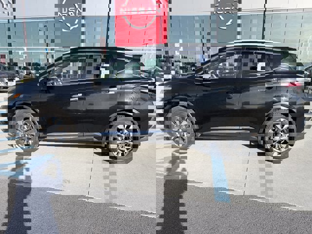 Used 2015 Nissan Murano SL w/ SL Technology Package image 2