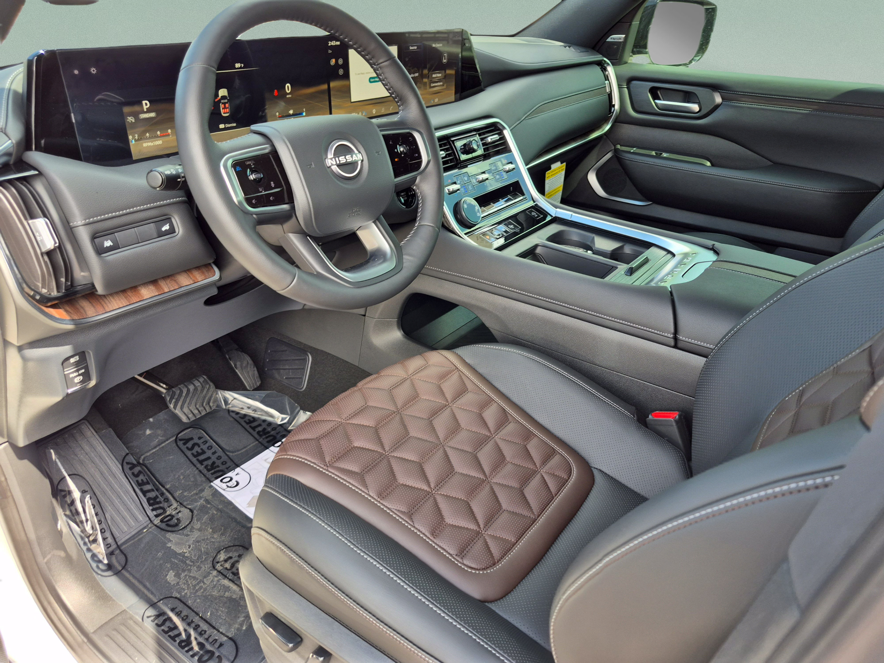 New 2026 Nissan Armada Platinum RWD image 21