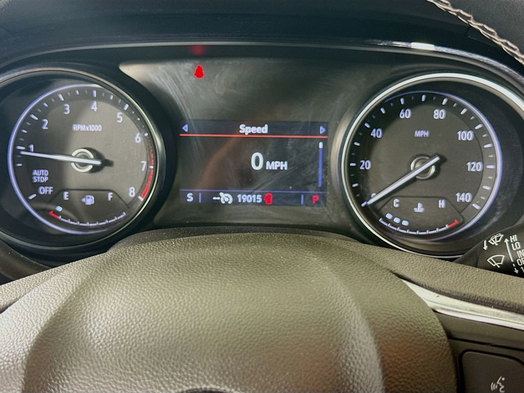 Used 2022 Buick Encore GX Essence FWD image 13