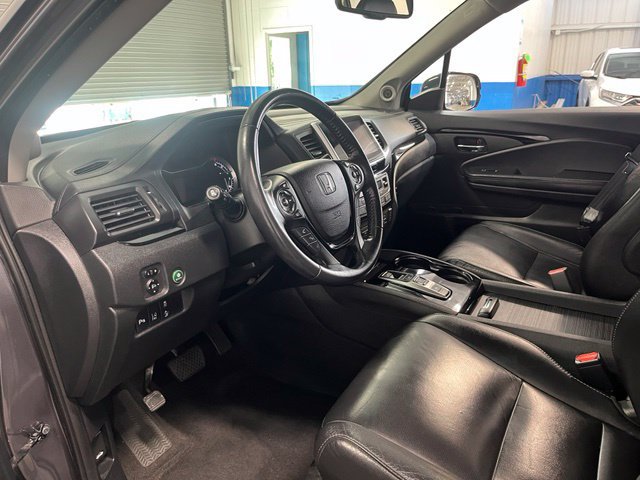 Used 2017 Honda Pilot Touring image 23