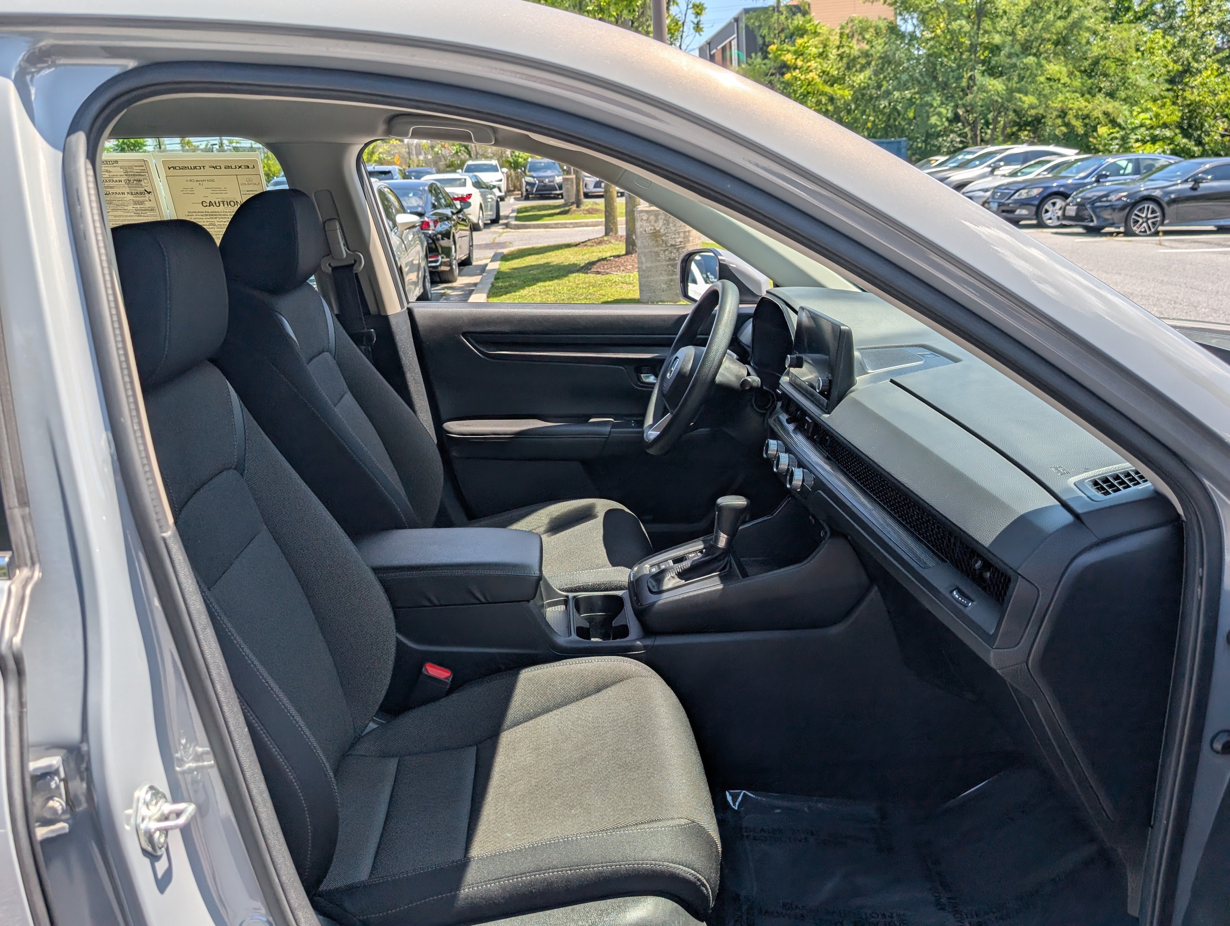 Used 2024 Honda CR-V LX image 7