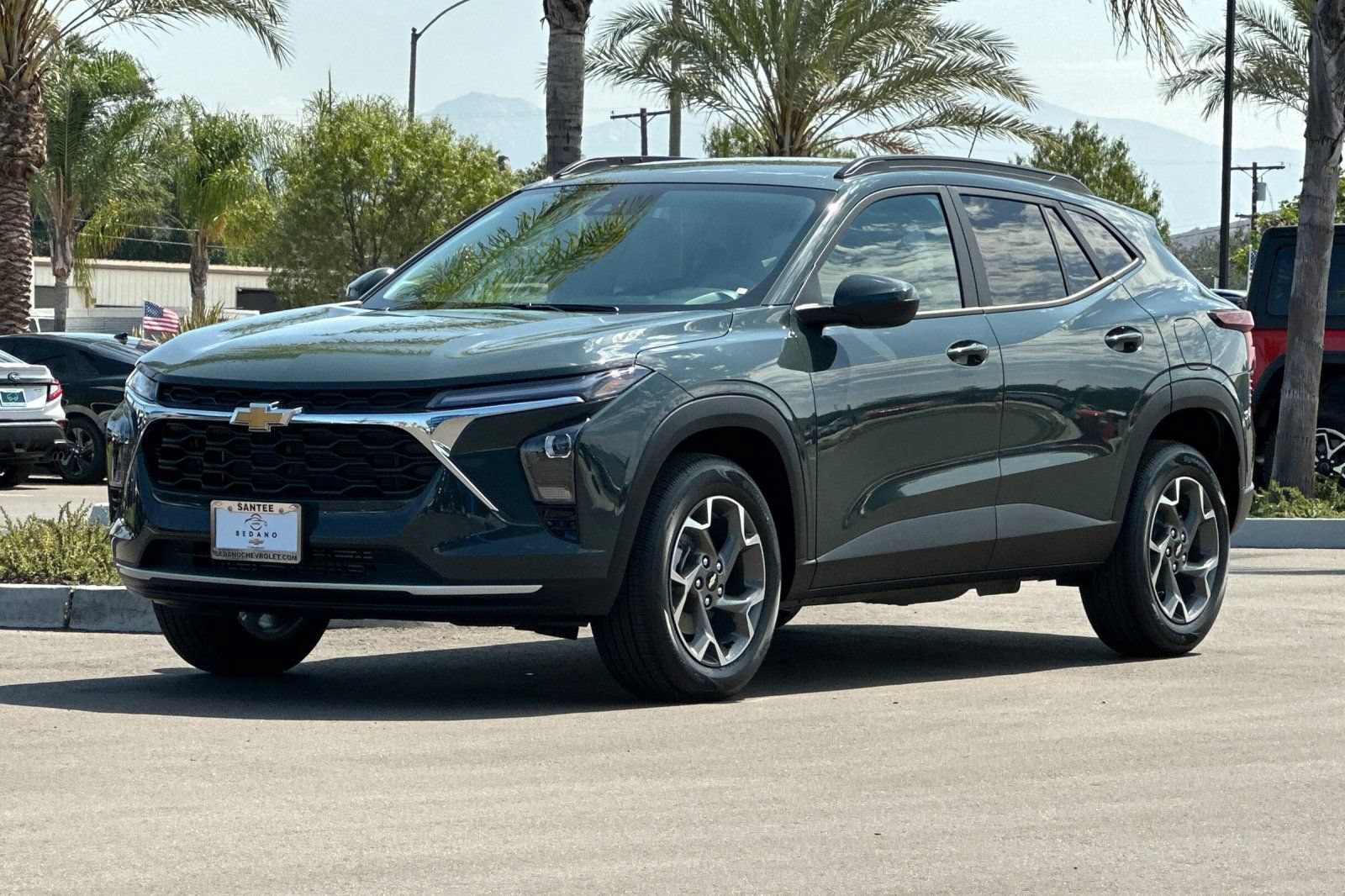 New 2026 Chevrolet Trax LT FWD image 8