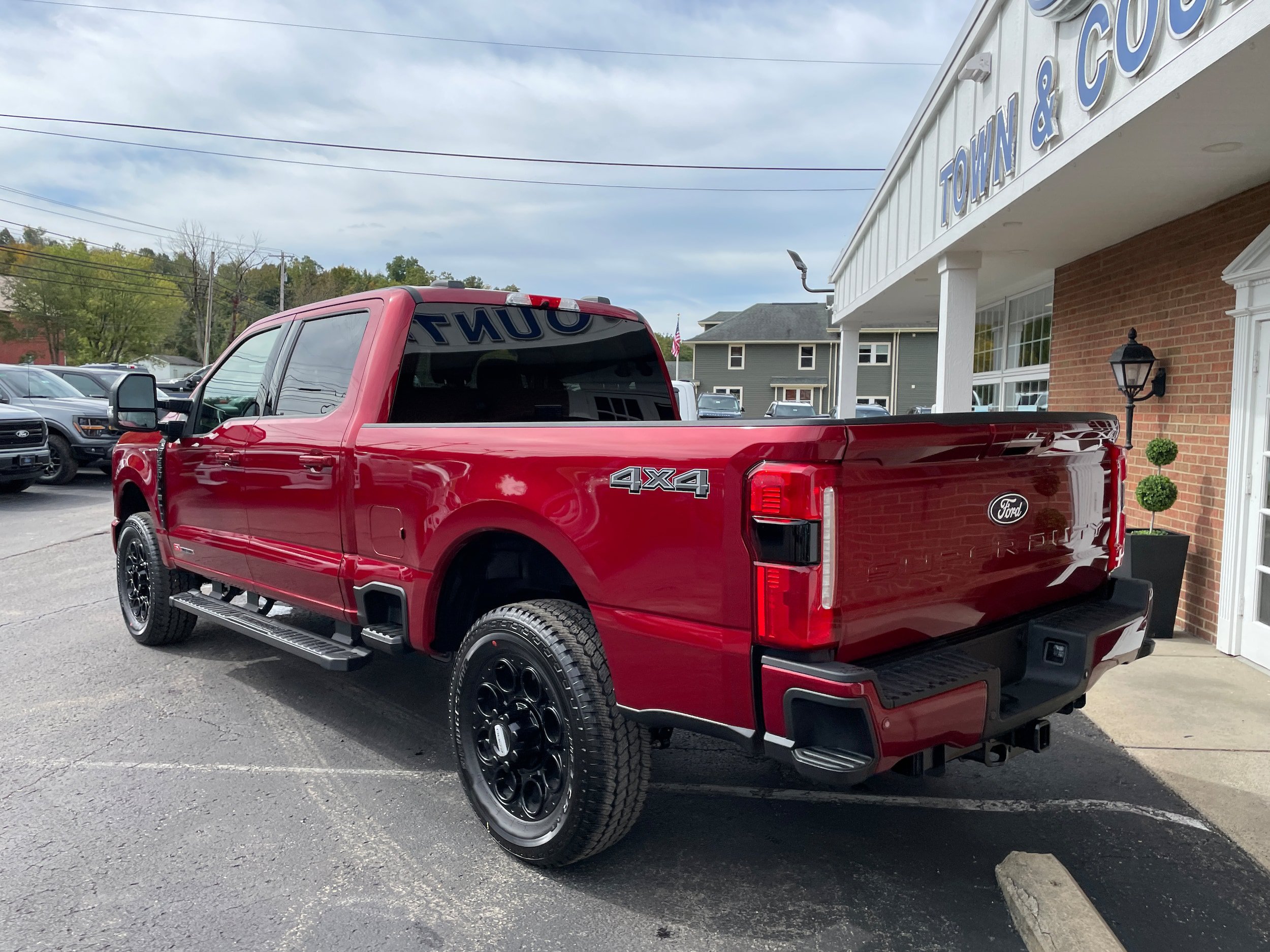 New 2027 Ford F250 XLT w/ XLT Premium Package AWD/4WD image 8