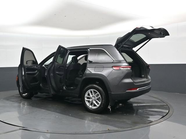 New 2025 Jeep Grand Cherokee Laredo X w/ Luxury Tech Group I image 45